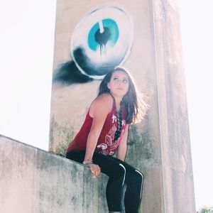 Meet your Posher, Brooke